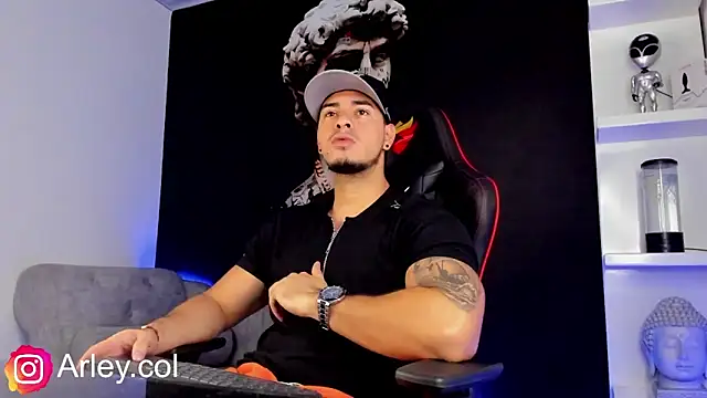 Snapshot of Dimitri_Colleman chatting on January 11, 3:34 am Dimitri Colleman online show from January 11, 3:34 am