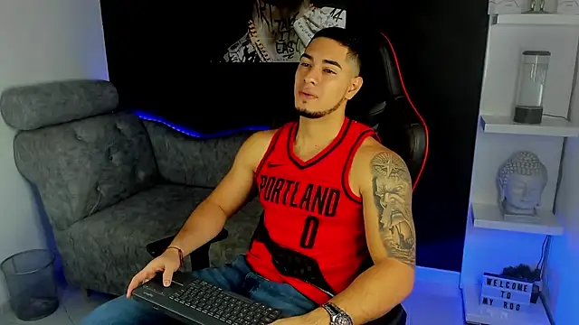 Snapshot of Dimitri_Colleman chatting on January 25, 3:19 am Dimitri Colleman online show from January 25, 3:19 am