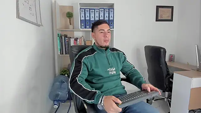 Snapshot of Dimitri_Colleman chatting on January 30, 12:06 pm Dimitri Colleman online show from January 30, 12:06 pm