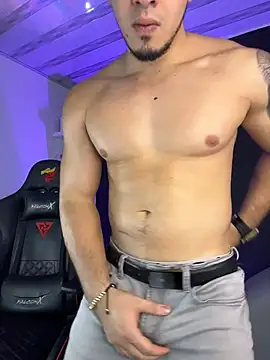 Snapshot of Dimitri_Colleman chatting on November 13, 9:14 pm Dimitri Colleman online show from November 13, 9:14 pm