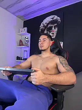 Snapshot of Dimitri_Colleman chatting on December 2, 9:21 pm Dimitri Colleman online show from December 2, 9:21 pm