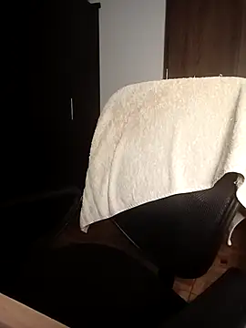 Snapshot of ZAHI_WILLX chatting on October 18, 12:13 am ZAHI WILLX online show from October 18, 12:13 am