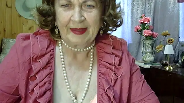 Emma52610 online show from June 27, 11:26 am