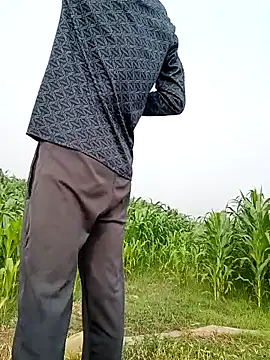 ThethunderPo online show from March 18, 2:37 am