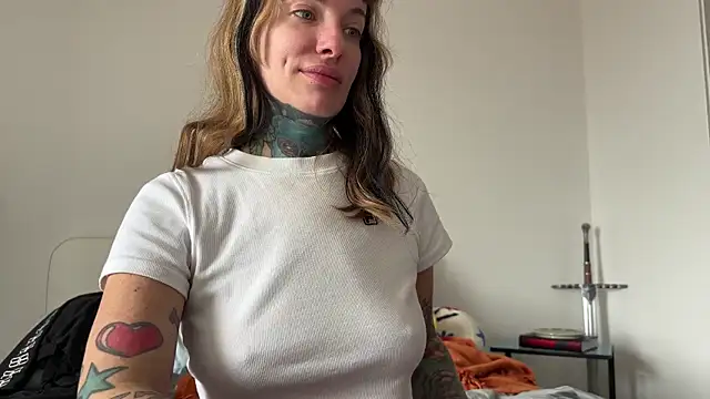 airgeadx online show from May 22, 4:23 pm