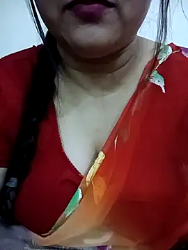 Snapshot of naughtymadam chatting on February 27, 4:40 pm naughtymadam online show from February 27, 4:40 pm