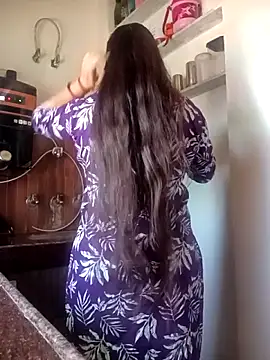 Snapshot of naughtymadam chatting on March 10, 5:56 am naughtymadam online show from March 10, 5:56 am