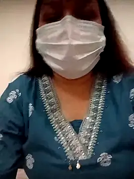 Snapshot of naughtymadam chatting on March 25, 7:47 am naughtymadam online show from March 25, 7:47 am