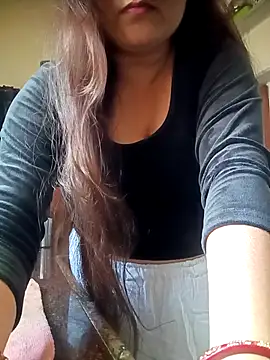 Snapshot of naughtymadam chatting on March 28, 5:40 am naughtymadam online show from March 28, 5:40 am