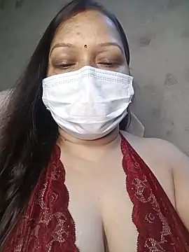 Snapshot of naughtymadam chatting on May 16, 5:48 am naughtymadam online show from May 16, 5:48 am