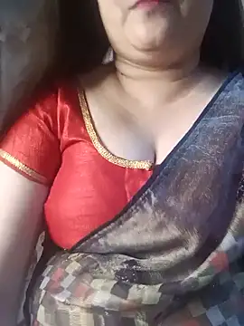 Snapshot of naughtymadam chatting on May 17, 5:27 am naughtymadam online show from May 17, 5:27 am