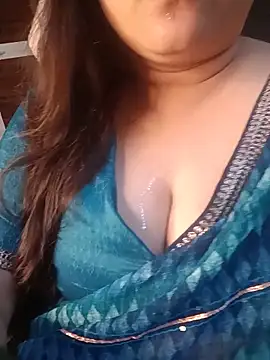 Snapshot of naughtymadam chatting on May 19, 6:09 am naughtymadam online show from May 19, 6:09 am