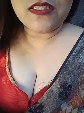 Snapshot of naughtymadam chatting on May 20, 6:30 am naughtymadam online show from May 20, 6:30 am