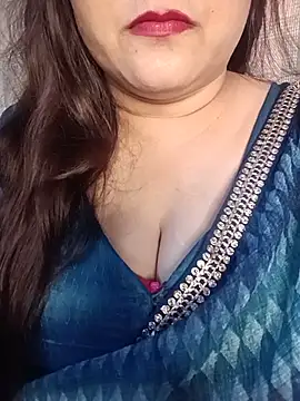 Snapshot of naughtymadam chatting on July 14, 5:23 am naughtymadam online show from July 14, 5:23 am