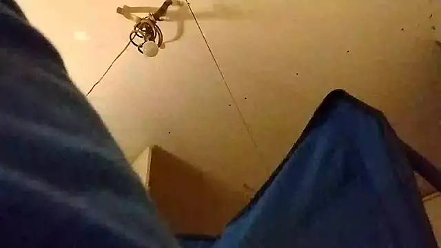 ROBERT0516 online show from October 5, 1:59 am