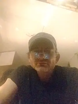 ROBERT0516 online show from January 12, 6:18 am