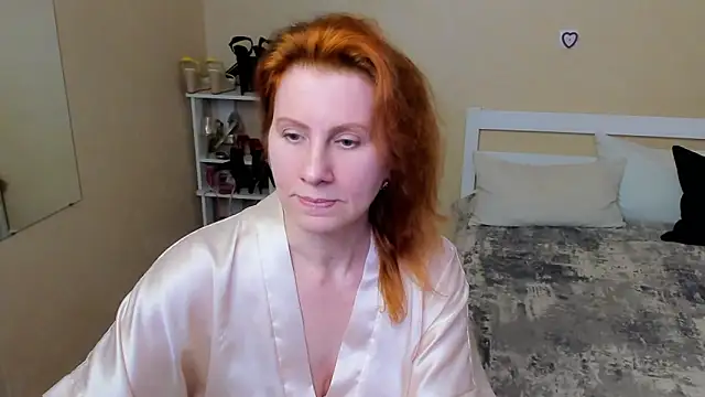 FoxySophia online show from September 29, 1:11 am