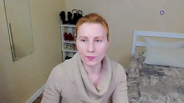 FoxySophia online show from March 19, 7:07 pm