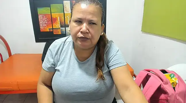beckyummys online show from February 3, 12:03 pm