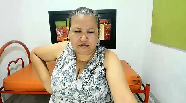 beckyummys online show from February 20, 11:42 am