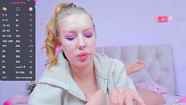 YourWildDestiny online show from December 4, 9:07 am