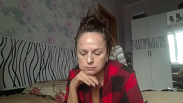 LindaStarS online show from October 13, 11:54 am