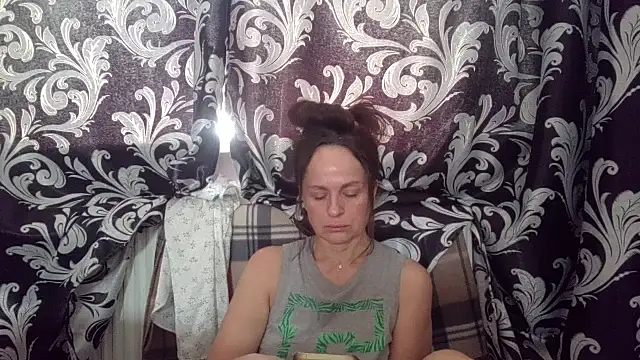 LindaStarS online show from June 1, 2:19 pm