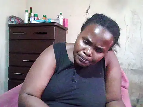 sexybigboobz online show from June 15, 1:35 pm