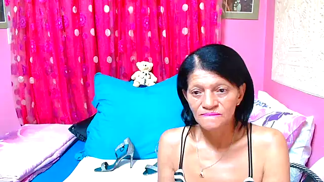 SLUTTYROXY online show from January 7, 8:21 pm