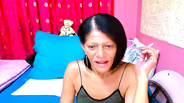 SLUTTYROXY online show from January 17, 5:32 am