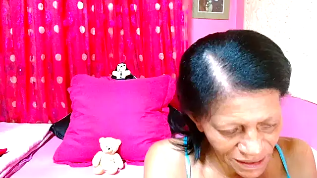 SLUTTYROXY online show from January 20, 3:37 am