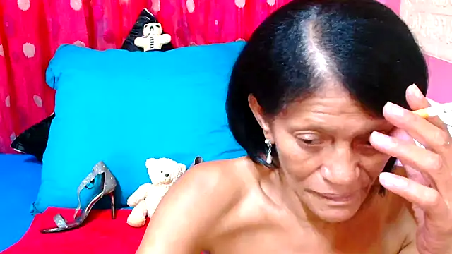 SLUTTYROXY online show from January 26, 6:07 am