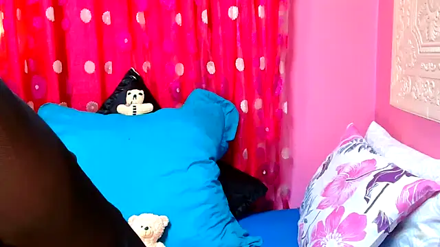 SLUTTYROXY online show from January 29, 6:54 am