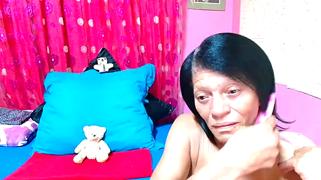 SLUTTYROXY online show from January 31, 5:32 pm