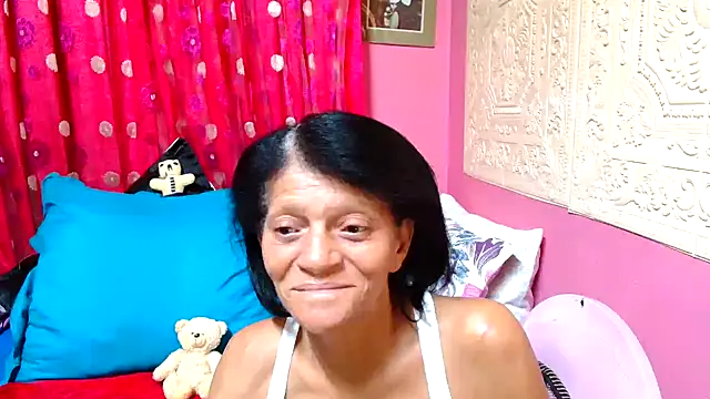 SLUTTYROXY online show from February 1, 5:58 pm