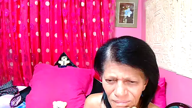 SLUTTYROXY online show from February 3, 5:29 am