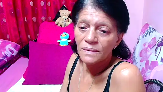 SLUTTYROXY online show from October 12, 5:39 am