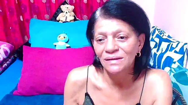 SLUTTYROXY online show from October 14, 6:31 pm