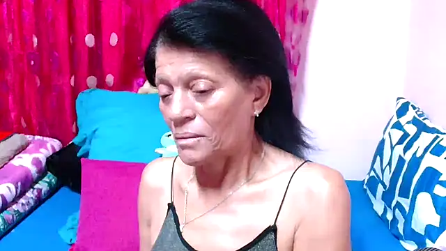 SLUTTYROXY online show from November 14, 7:23 pm