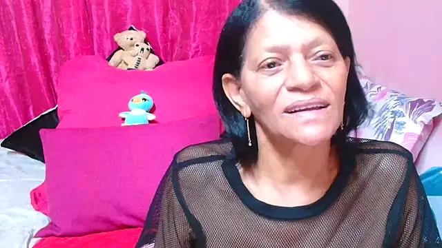 SLUTTYROXY online show from January 9, 7:33 am