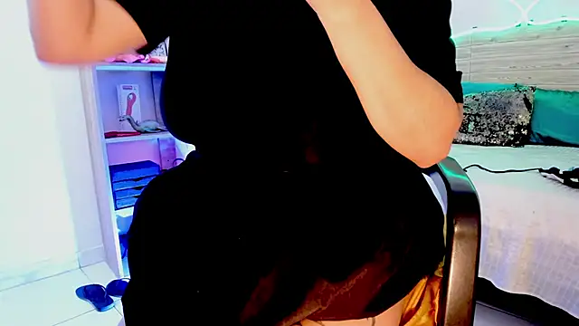 lilahSweet online show from January 24, 11:37 am