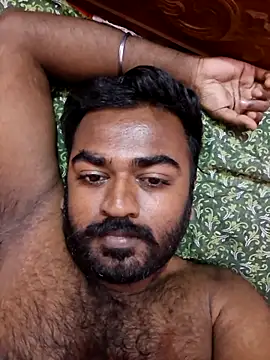 Snapshot of BlackHairy_man chatting on June 16, 3:47 pm BlackHairy man online show from June 16, 3:47 pm