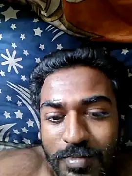 Snapshot of BlackHairy_man chatting on August 1, 11:09 am BlackHairy man online show from August 1, 11:09 am