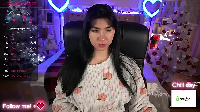 EmilyCandyy online show from December 17, 10:34 am