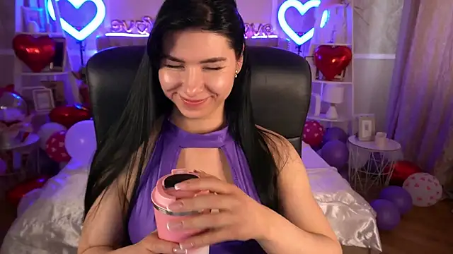 EmilyCandyy online show from February 24, 10:15 am