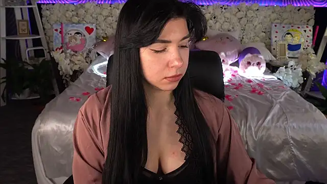 EmilyCandyy online show from March 13, 7:48 am