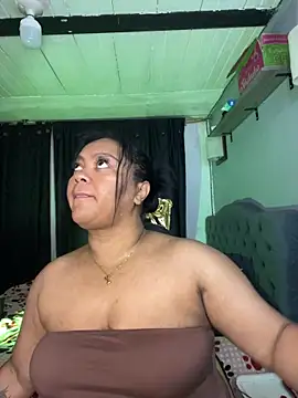 yanza2002 online show from September 27, 11:10 pm