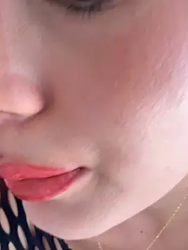 LINDA PATTY94 online show from September 26, 3:16 pm