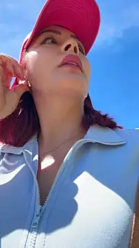 Snapshot of LINDA_PATTY94 chatting on June 10, 3:33 pm LINDA PATTY94 online show from June 10, 3:33 pm