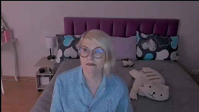 sabrinamacmarren online show from February 23, 3:51 pm